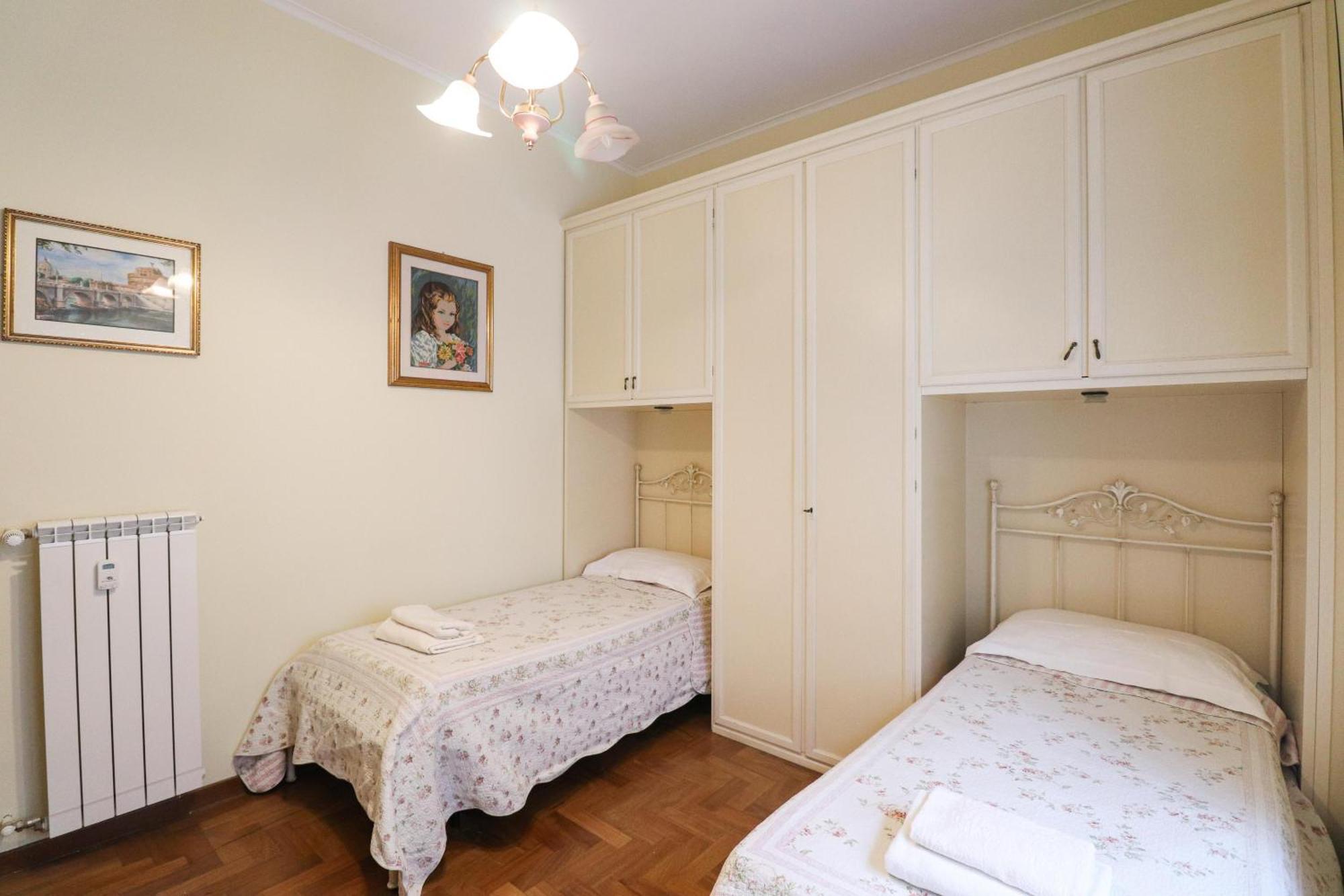 Apartment Elegante E Luminoso - 2min Metro Rome